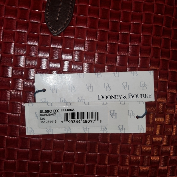 SOLD Dooney & Bourke Red Brick Woven Handbag - Picture 11 of 11